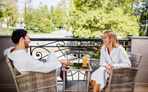 Отель Park Hotel Tskaltubo  Цхалтубо